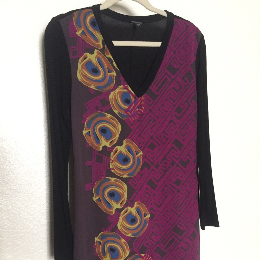 Olian V neck dress - Picture 1 of 4